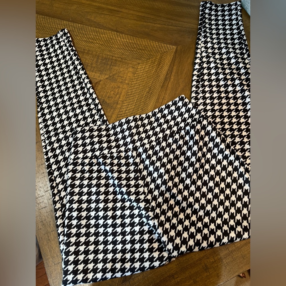 SHEIN Monochrome Houndstooth Cropped Pants NWOT - Picture 7 of 10